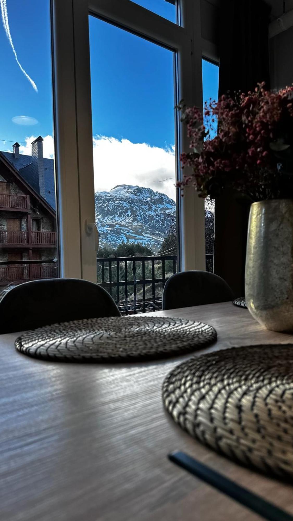 Precioso Apartamento Con Vistas A Pistas Y Garaje Formigal Exterior foto