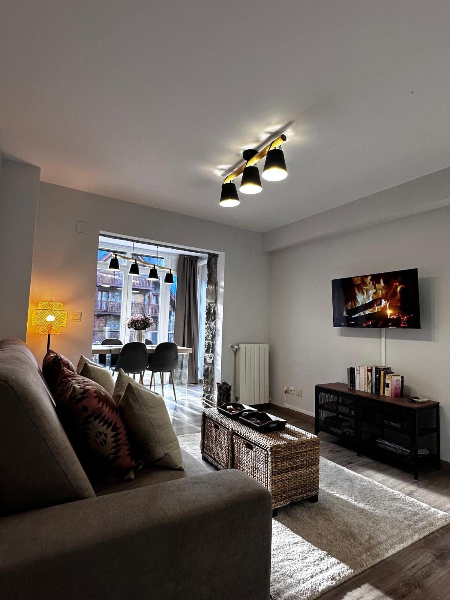 Precioso Apartamento Con Vistas A Pistas Y Garaje Formigal Exterior foto